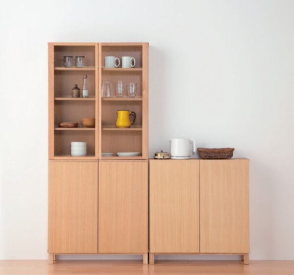Natural Oak Kitchen Cabinet with Glass Doors and Closed Storage