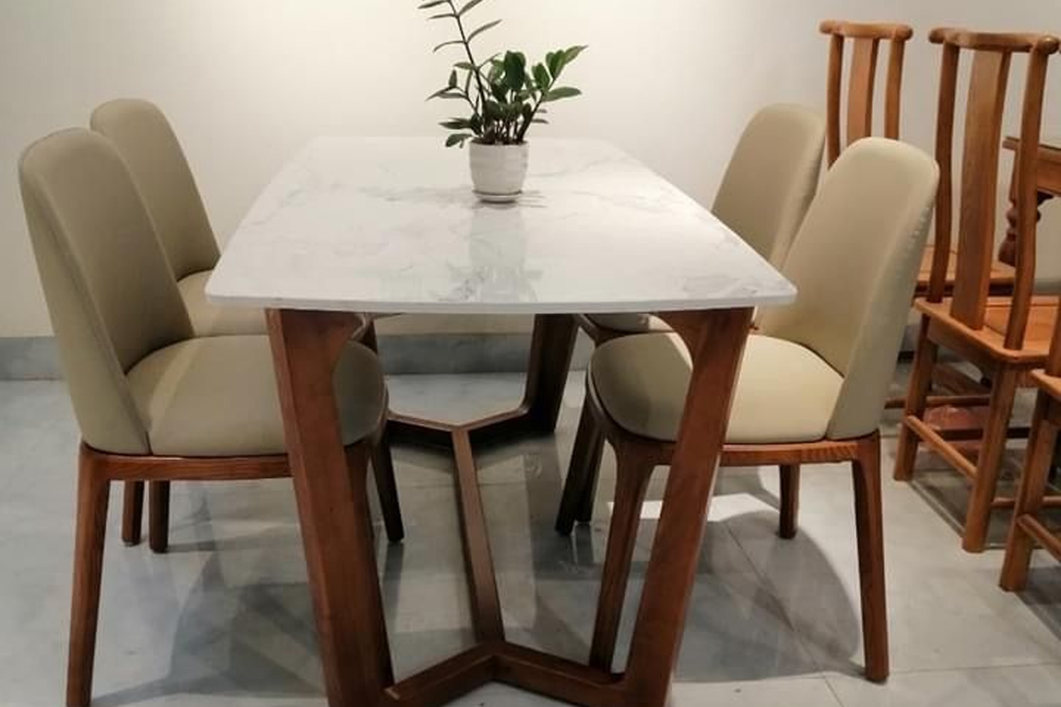 4 Seater Dining Sets