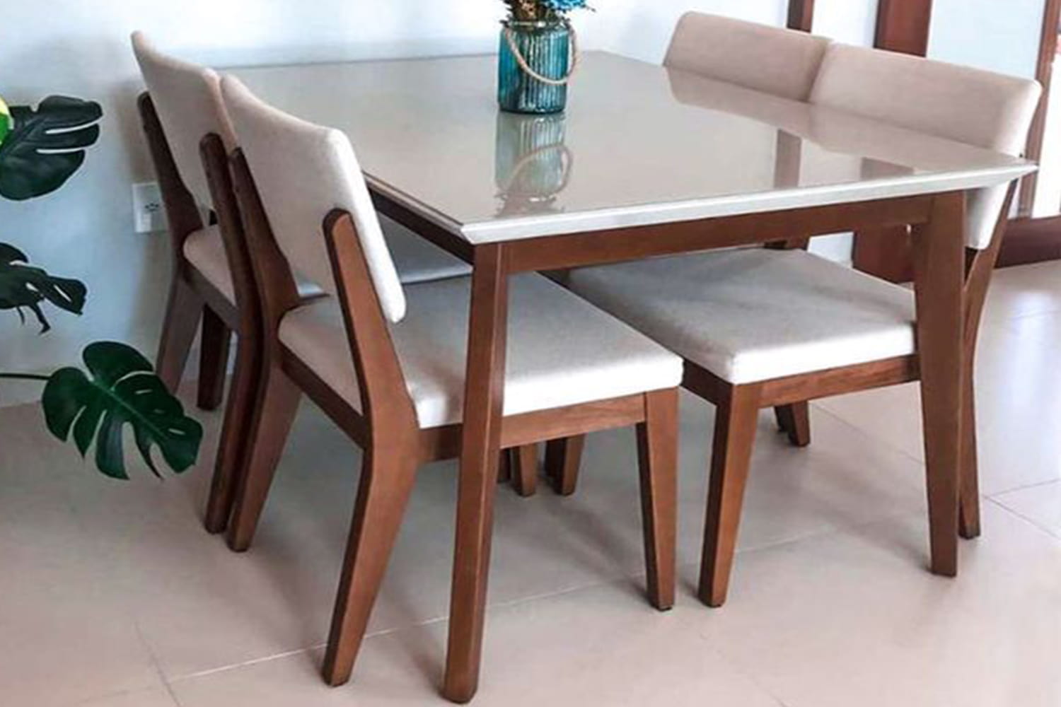 4 seater dining table sets